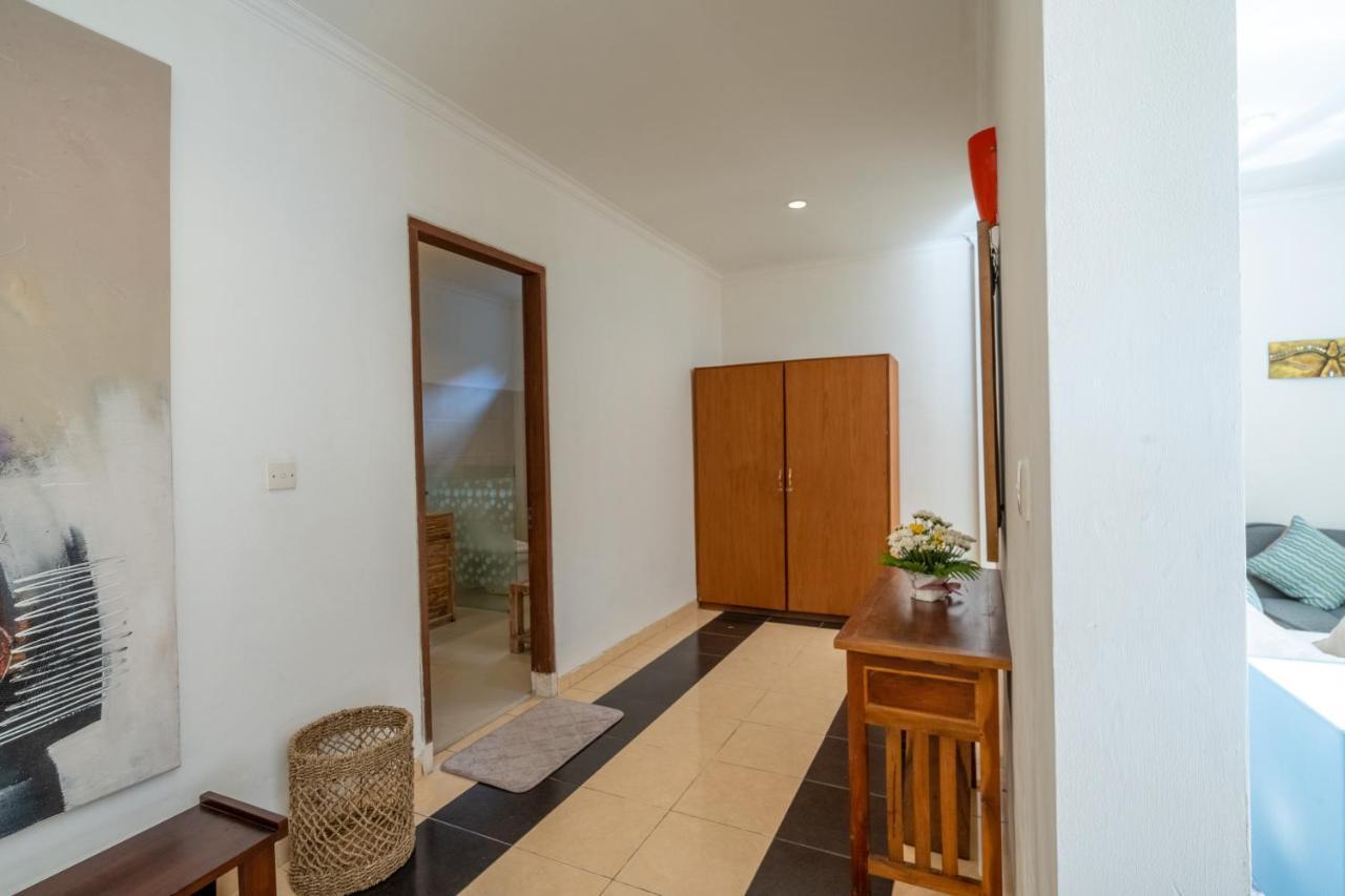 Villa Alleira Seminyak By Best Deals Asia Hospitality Exterior photo