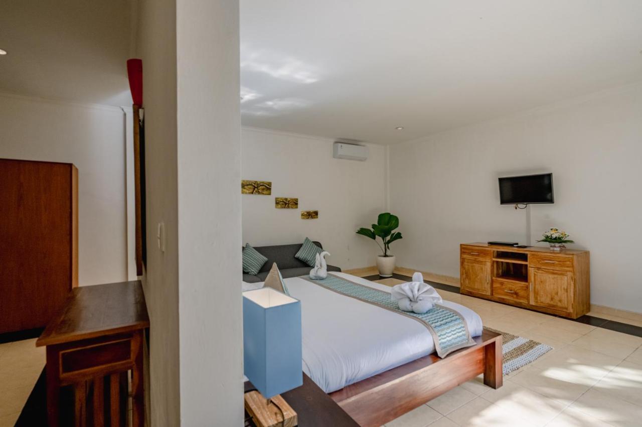 Villa Alleira Seminyak By Best Deals Asia Hospitality Exterior photo