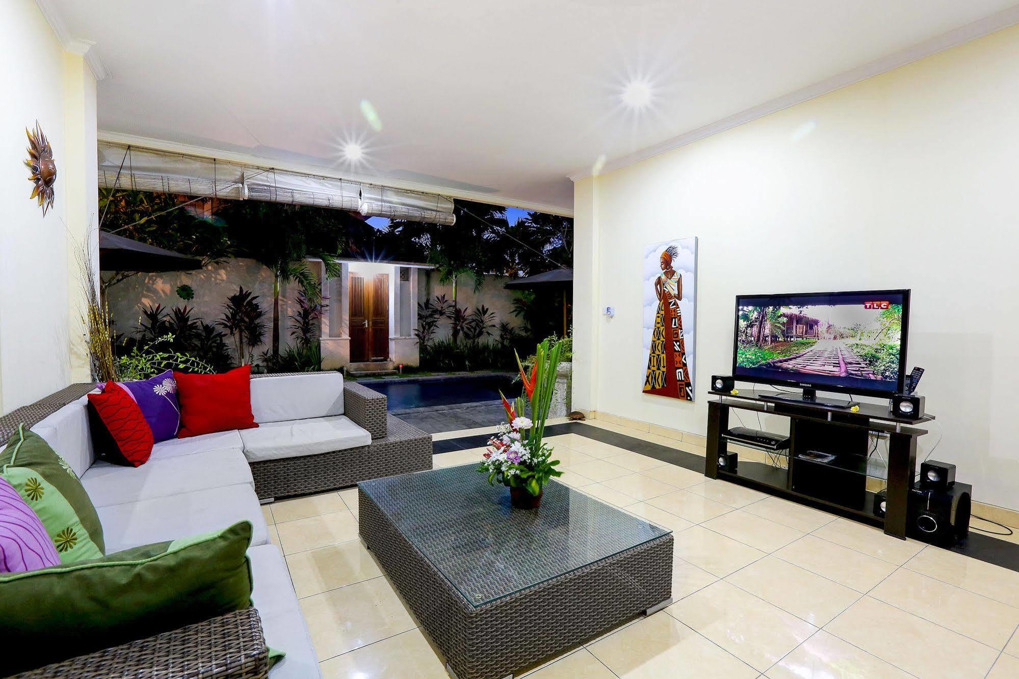 Villa Alleira Seminyak By Best Deals Asia Hospitality Exterior photo